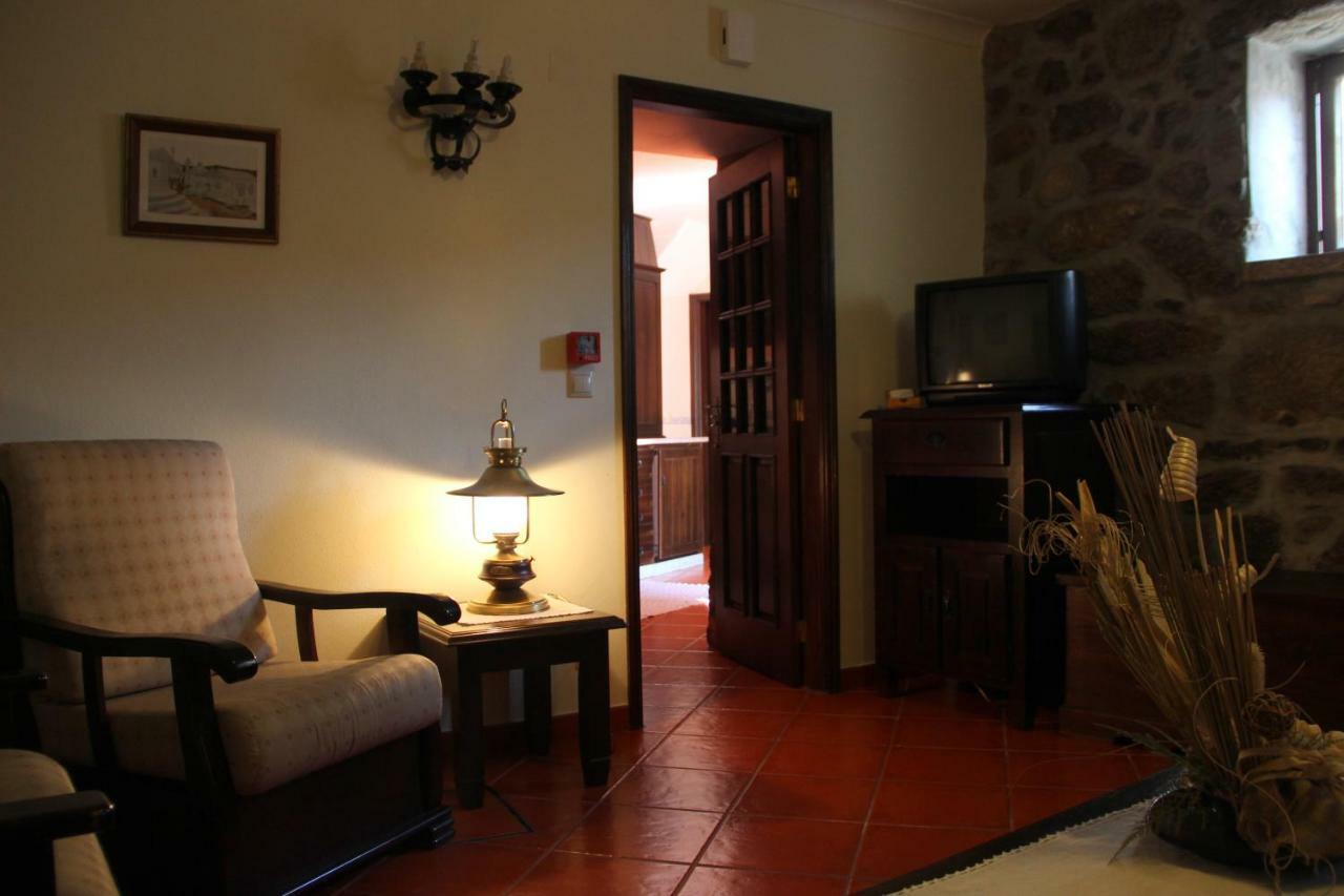 Casa Pissarra Villa Linhares  Bagian luar foto